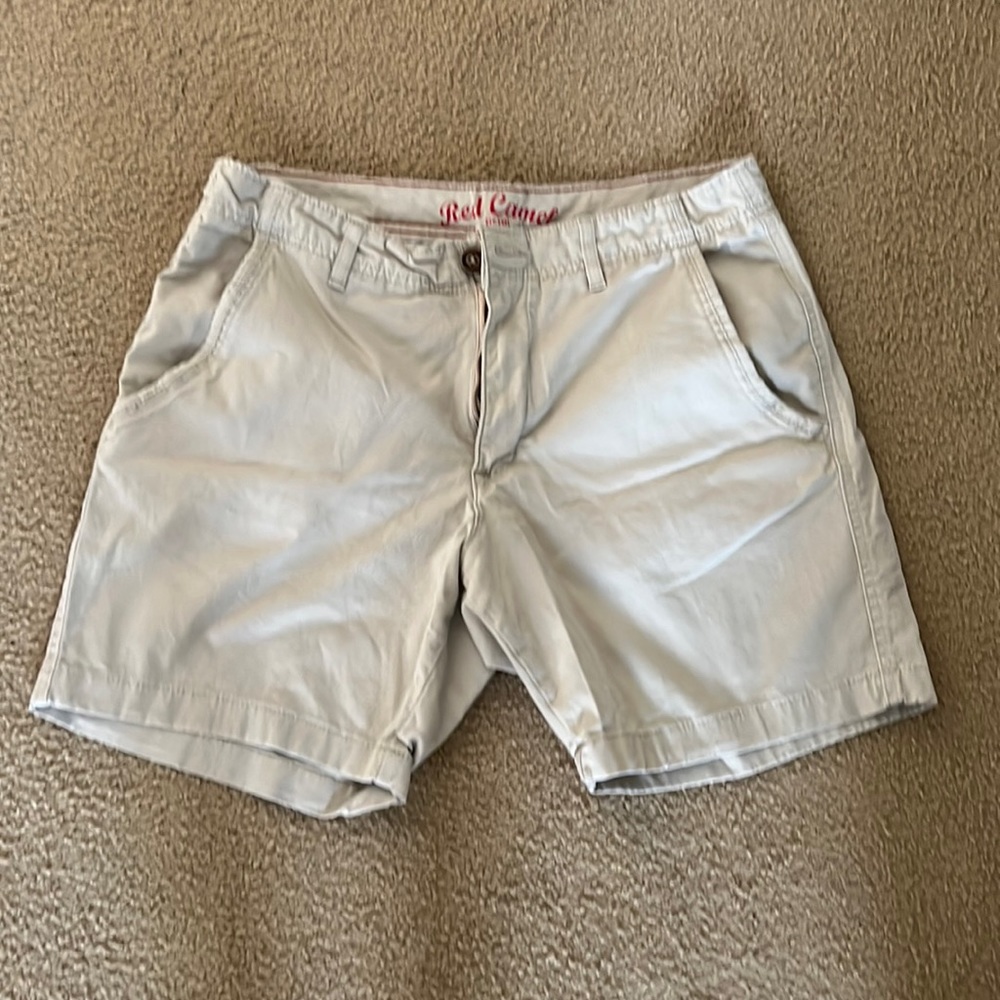 Red Camel brand khaki shorts- Size 33